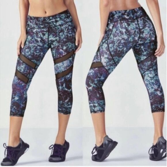 FABLETICS Alessia Mesh Capri Leggings Multicolor Splatter Print S EUC - Picture 1 of 6